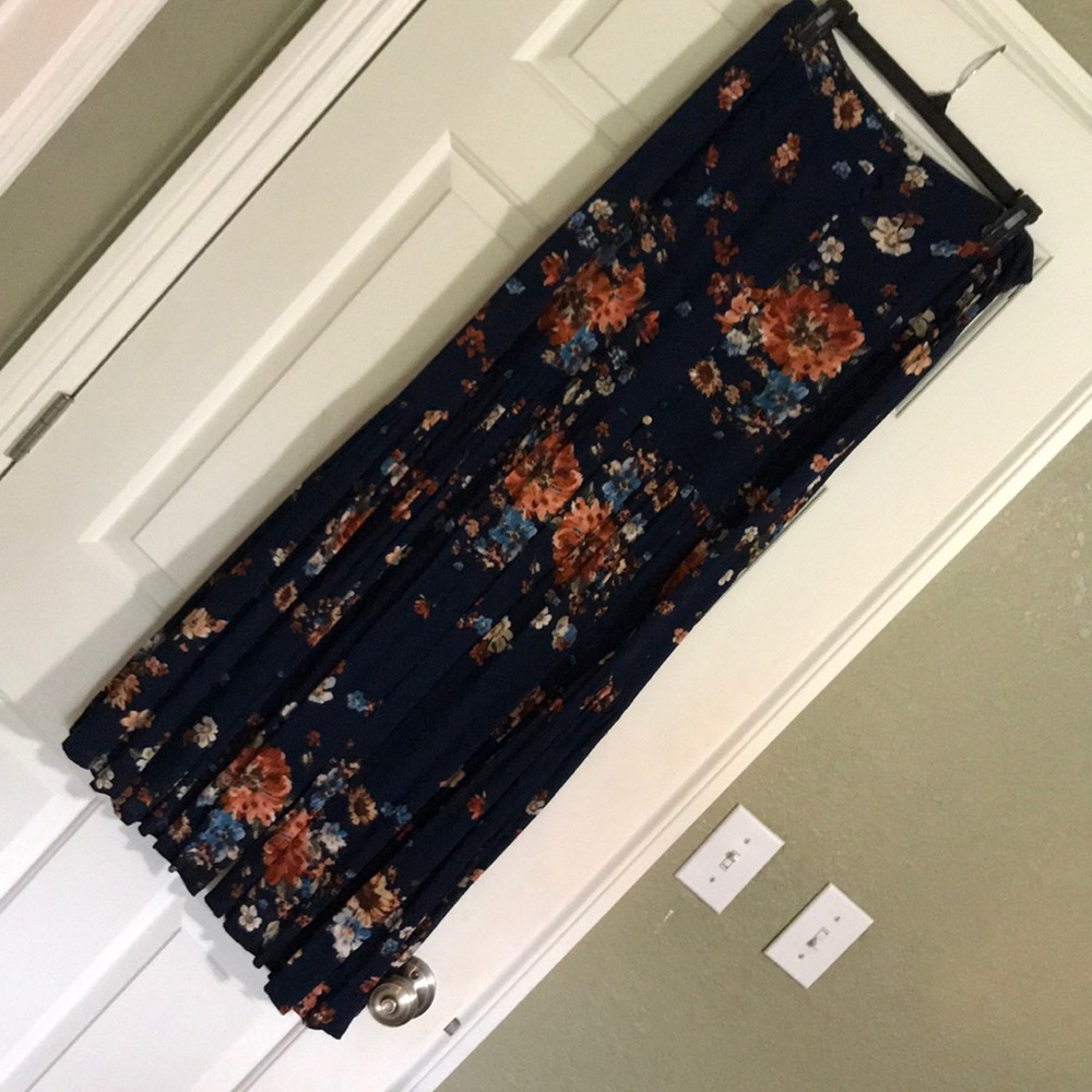 Floral maxi skirt